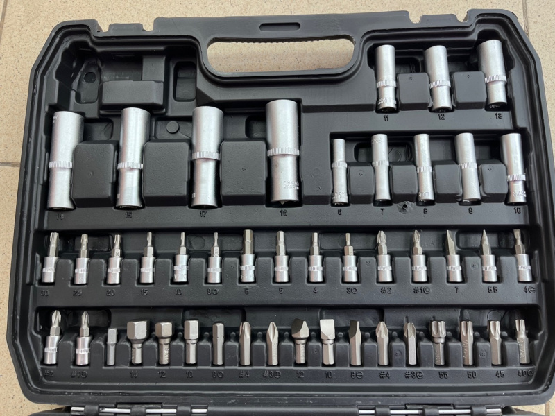 Набор инструментов Автохит 94pcs
