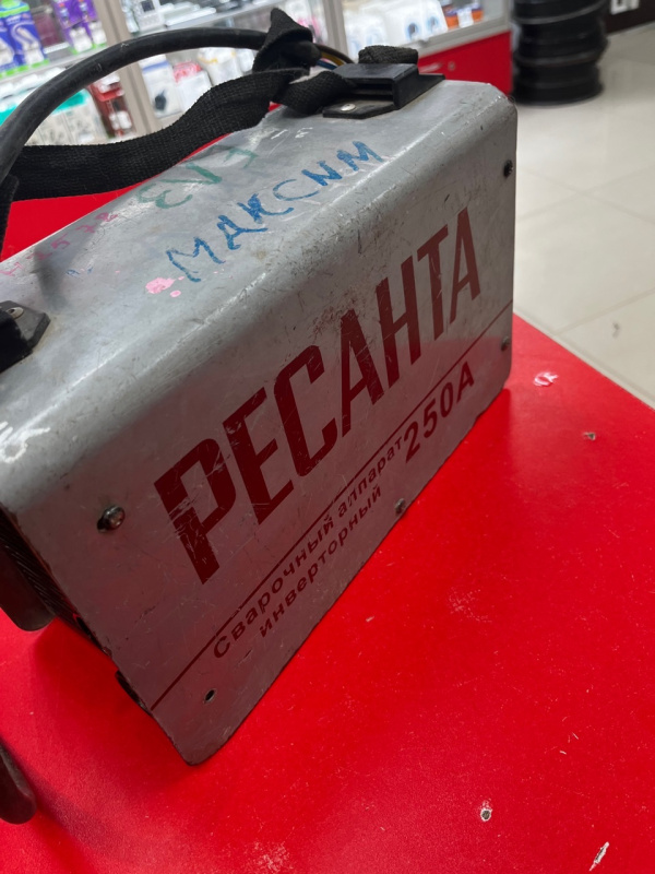 Сварочный аппарат - инвертор ММА Ресанта САИ 250А