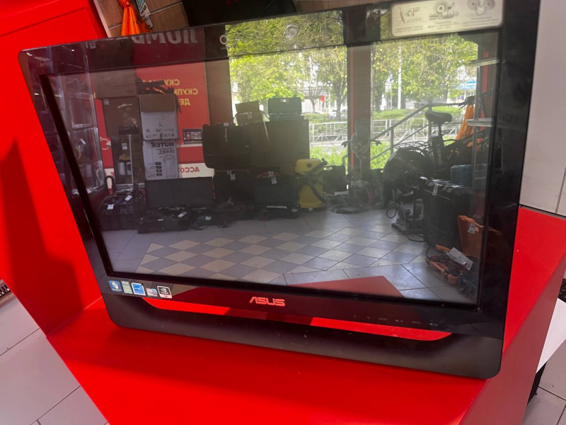 Моноблок ASUS 1