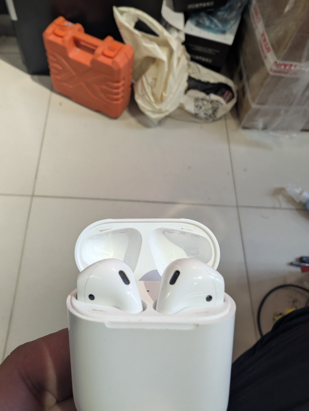 Наушники Apple air pods